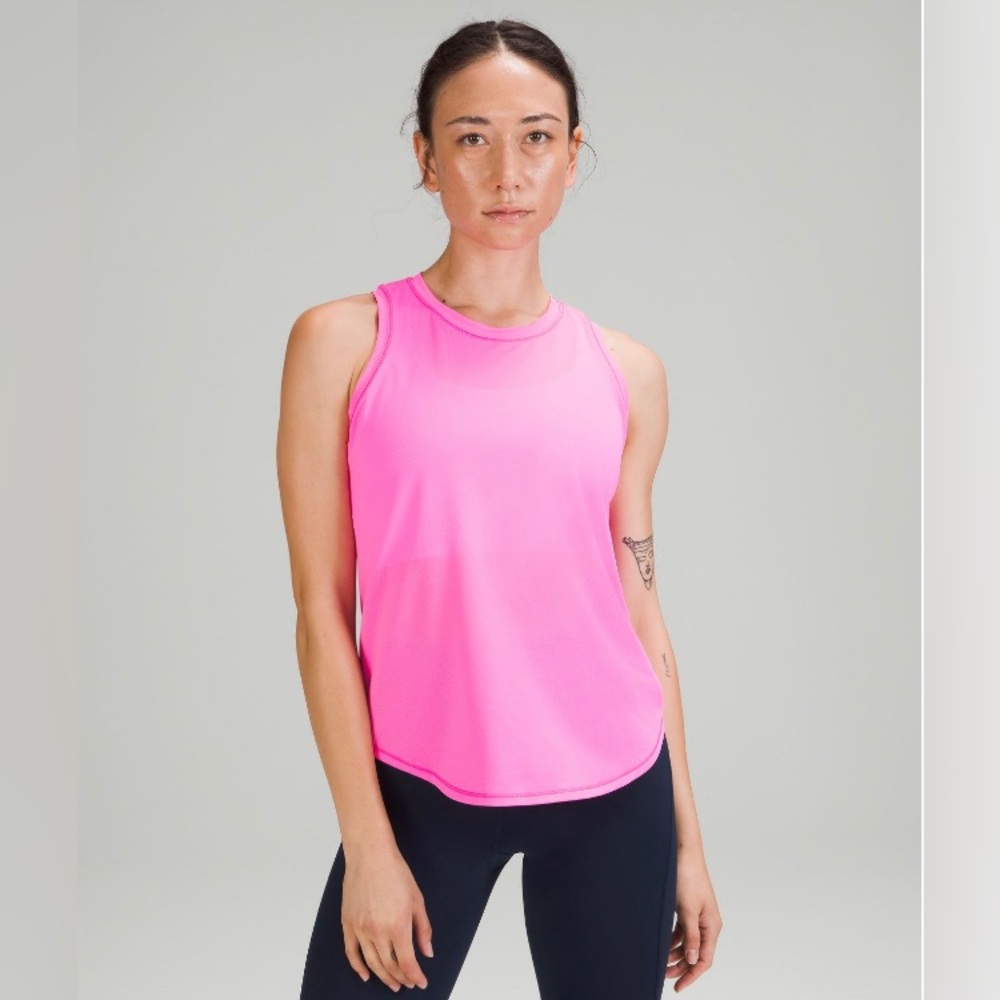 Lululemon pink athletic top
